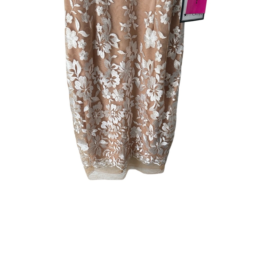 Betsey Johnson Embroidered Mesh Illusion Dress In Nude Ivory Size 4 NWT - Picture 4 of 8